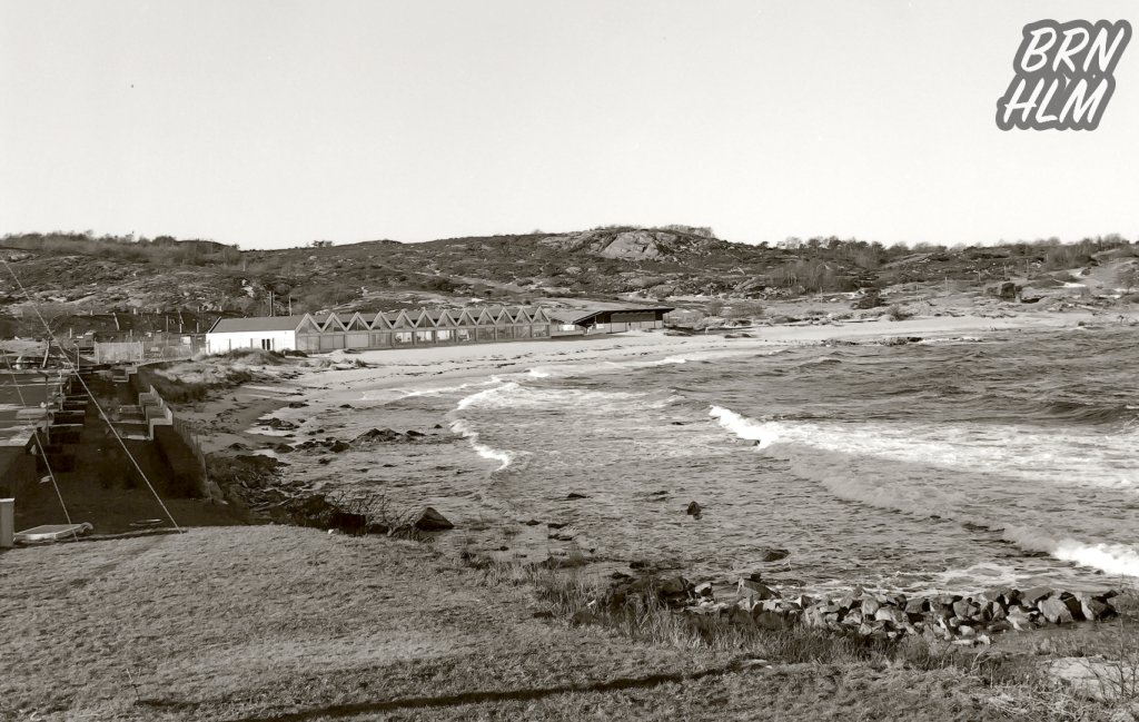 Bølgebadet i Sandvig, samt Osandbugten - 1981
